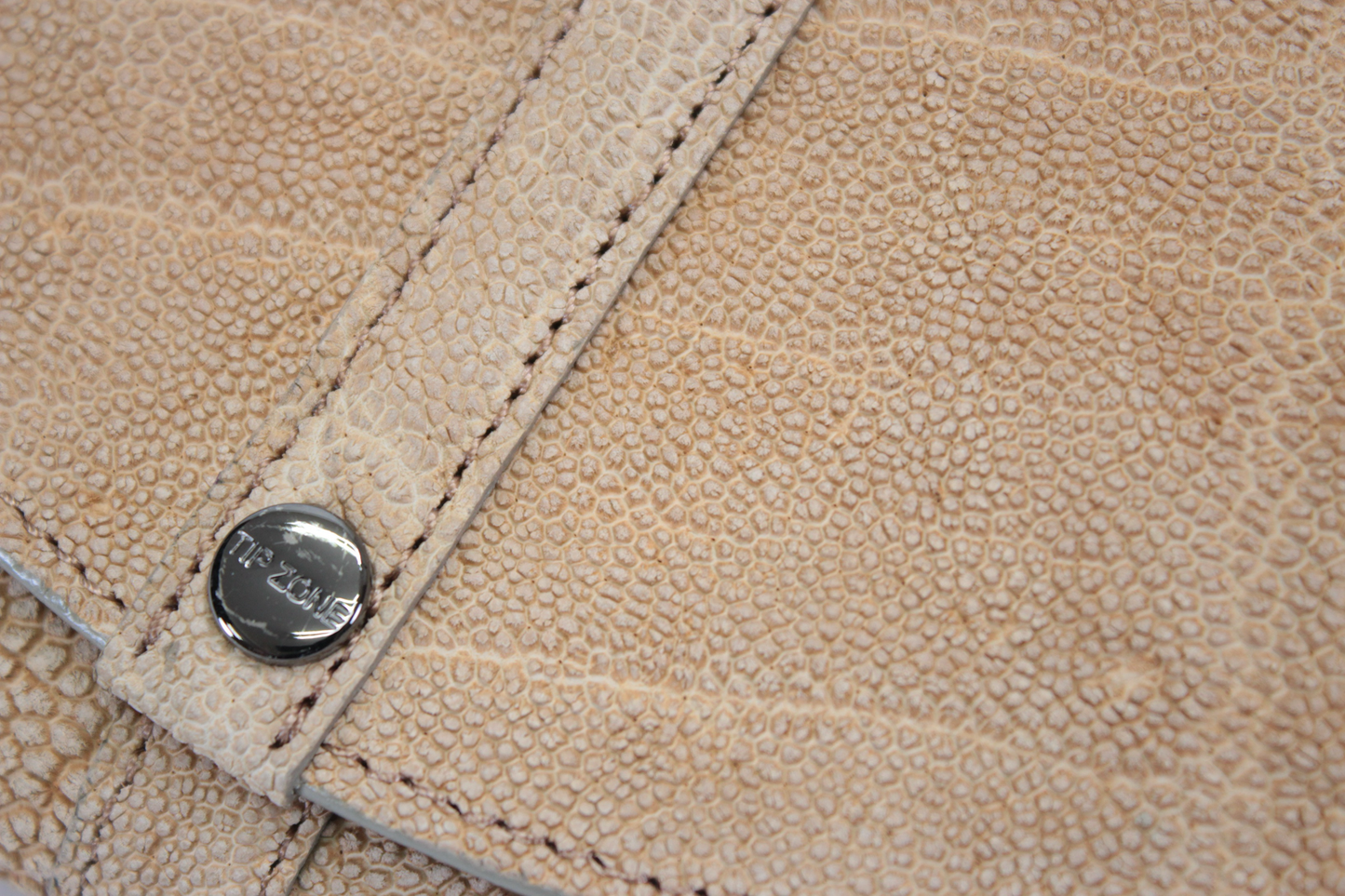 WN-004/EB Elephant Long Wallet